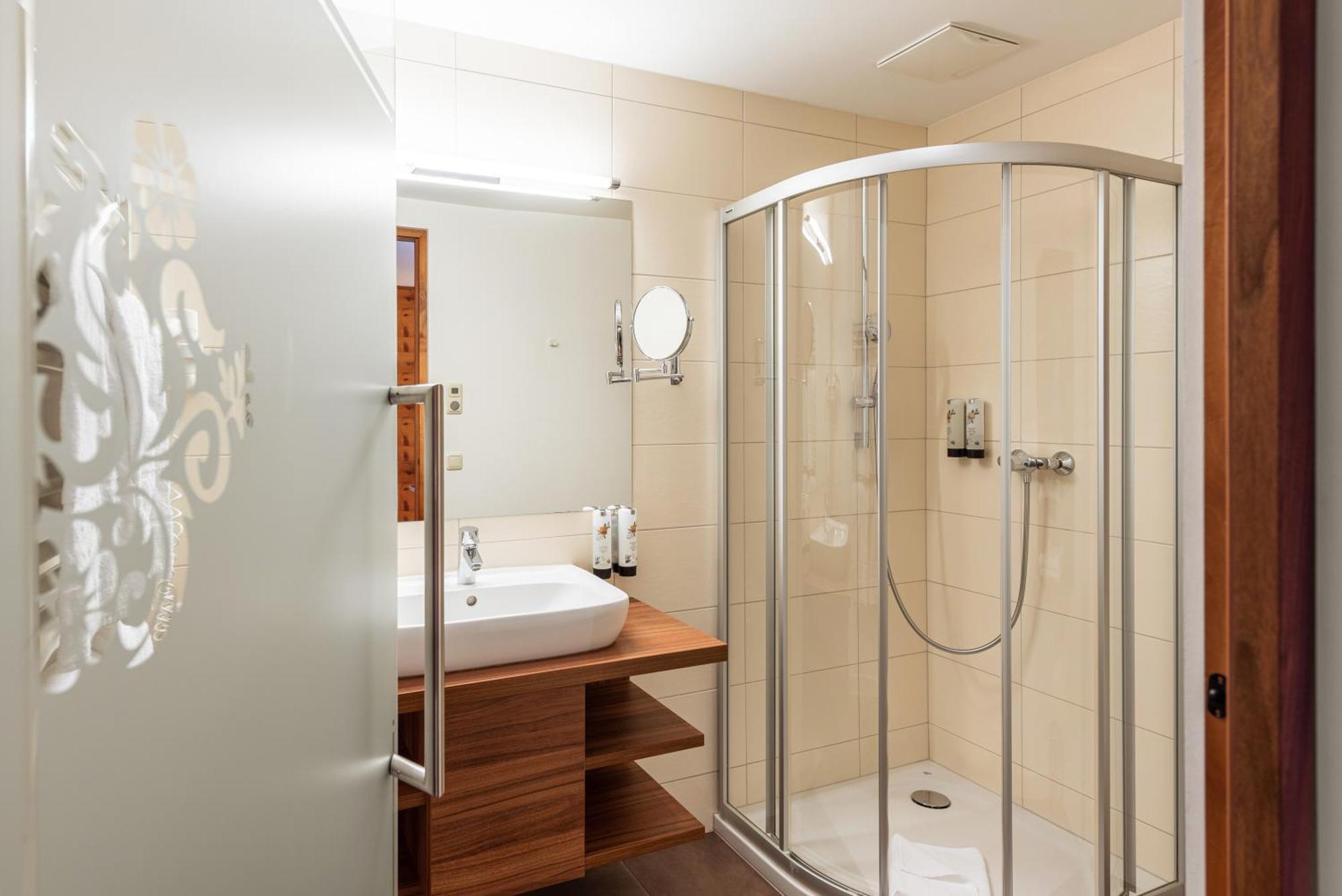 Hotel Lohningerhof Maria Alm am Steinernen Meer Phòng bức ảnh