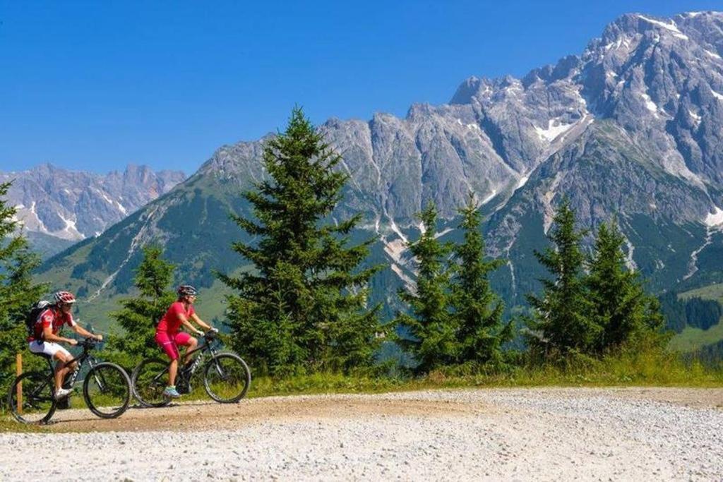 Hotel Lohningerhof Maria Alm am Steinernen Meer Ngoại thất bức ảnh