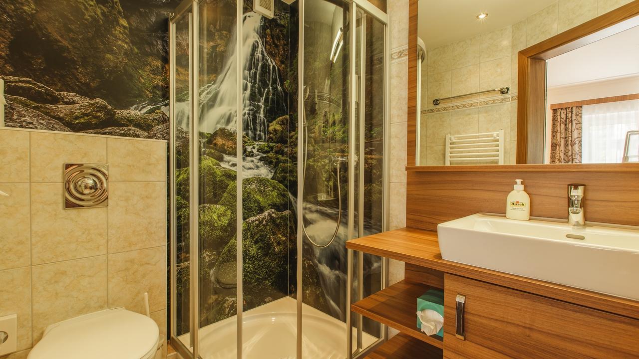 Hotel Lohningerhof Maria Alm am Steinernen Meer Phòng bức ảnh
